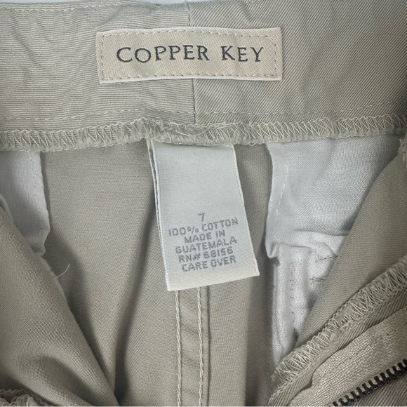 Copper Key Women's Shorts Size 7 Khaki Cargo Utility Dad Shorts - Picture 3 of 7